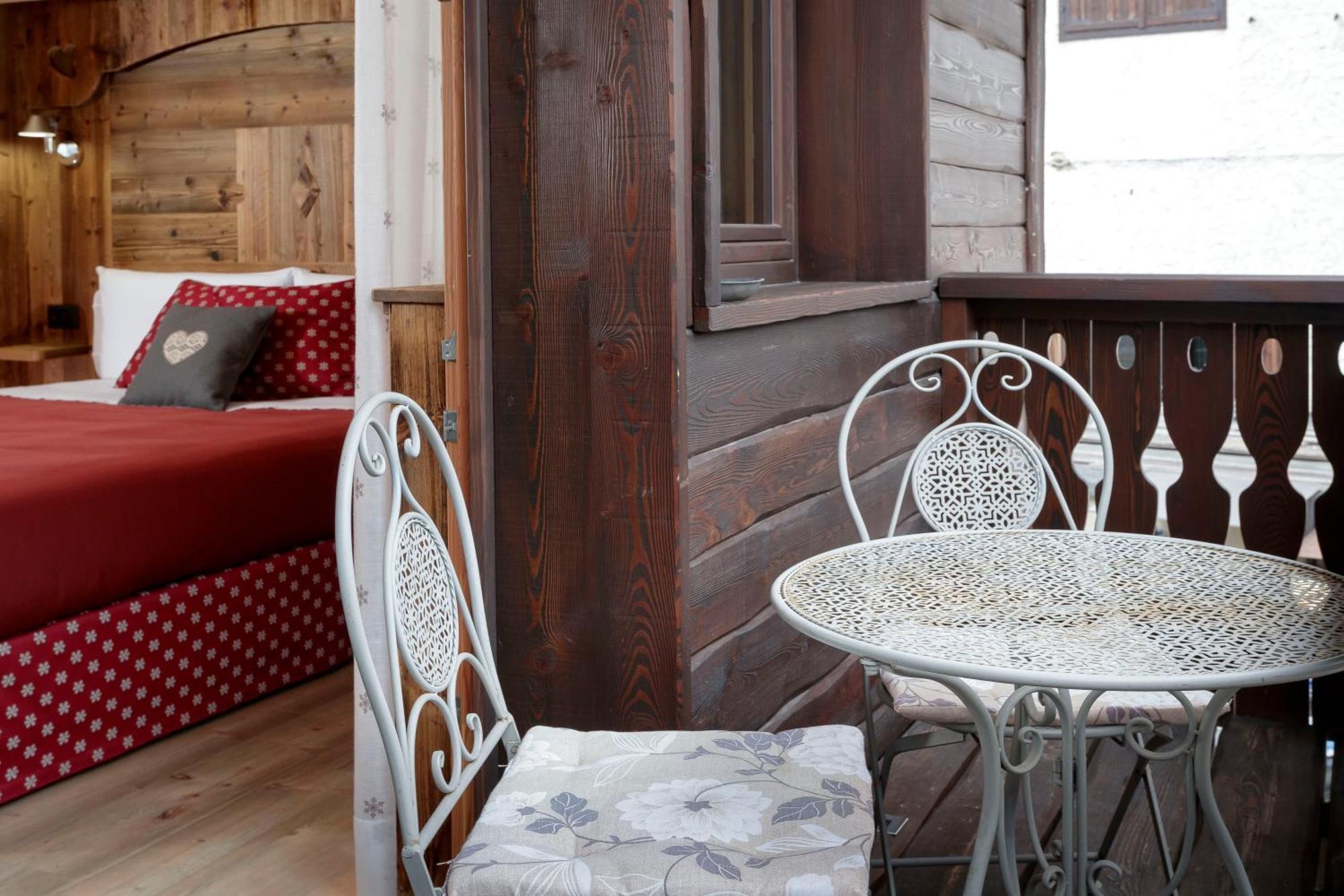 Francois Boutique Rooms - Matterhorn Retreat & Spa In Cervinia Breuil-Cervinia Exterior foto