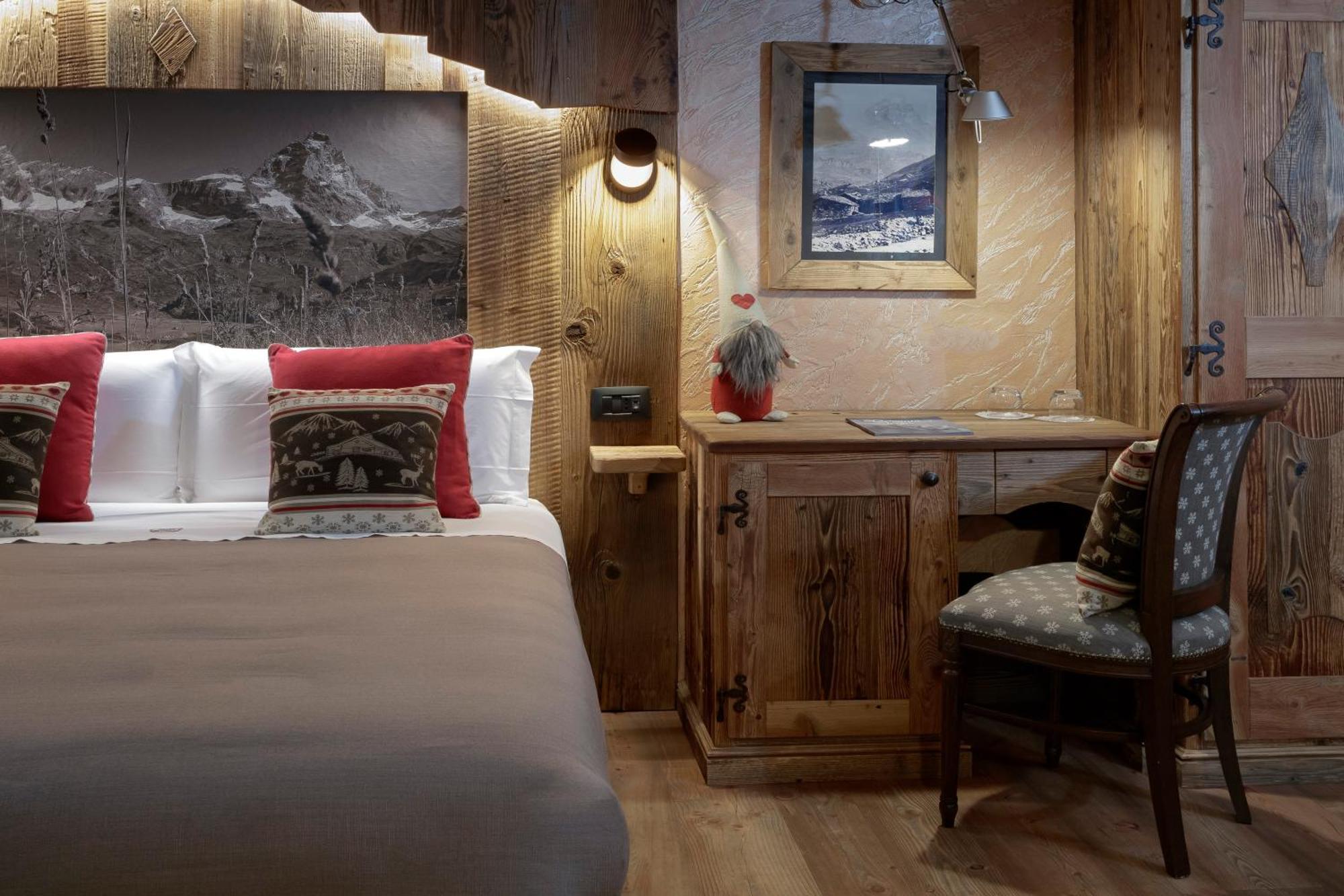 Francois Boutique Rooms - Matterhorn Retreat & Spa In Cervinia Breuil-Cervinia Exterior foto