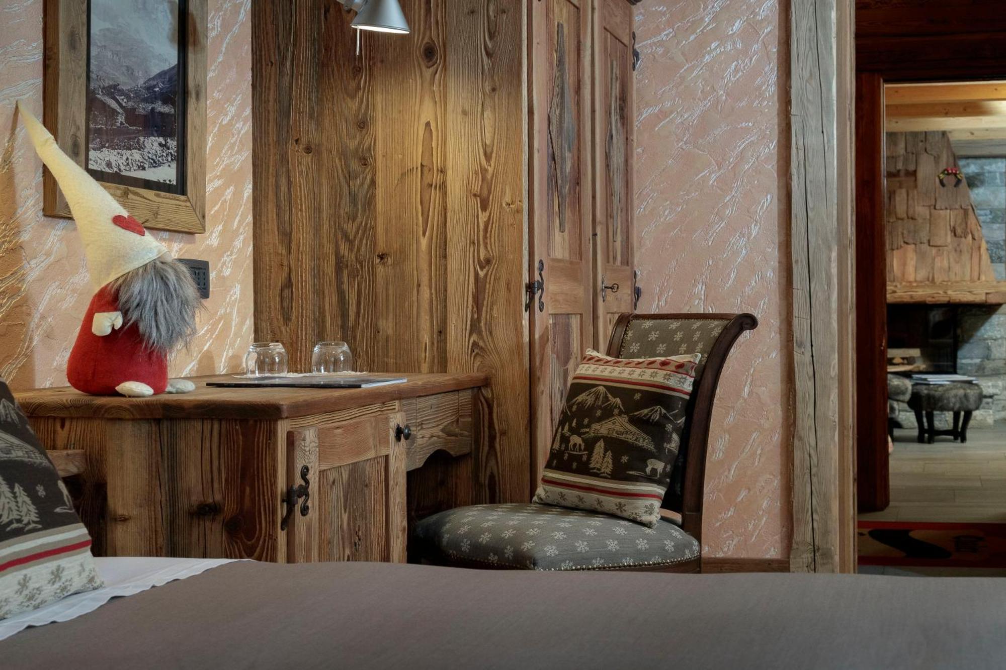 Francois Boutique Rooms - Matterhorn Retreat & Spa In Cervinia Breuil-Cervinia Exterior foto